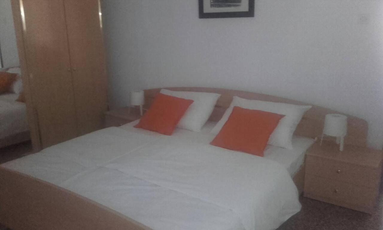 Vrbanj Apartments By The Sea Basina, Hvar - 542 מראה חיצוני תמונה