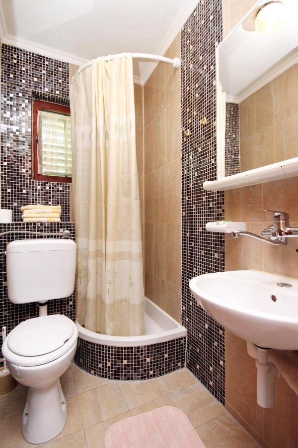 Vrbanj Apartments By The Sea Basina, Hvar - 542 מראה חיצוני תמונה