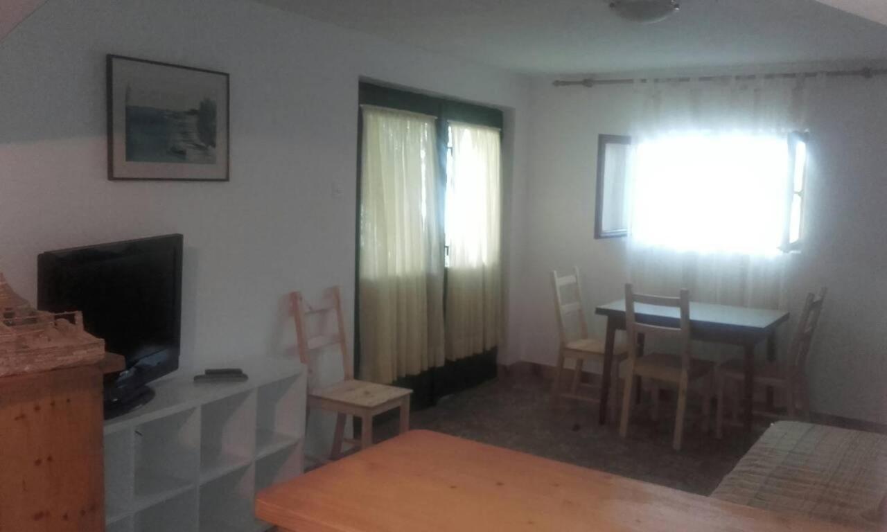 Vrbanj Apartments By The Sea Basina, Hvar - 542 מראה חיצוני תמונה